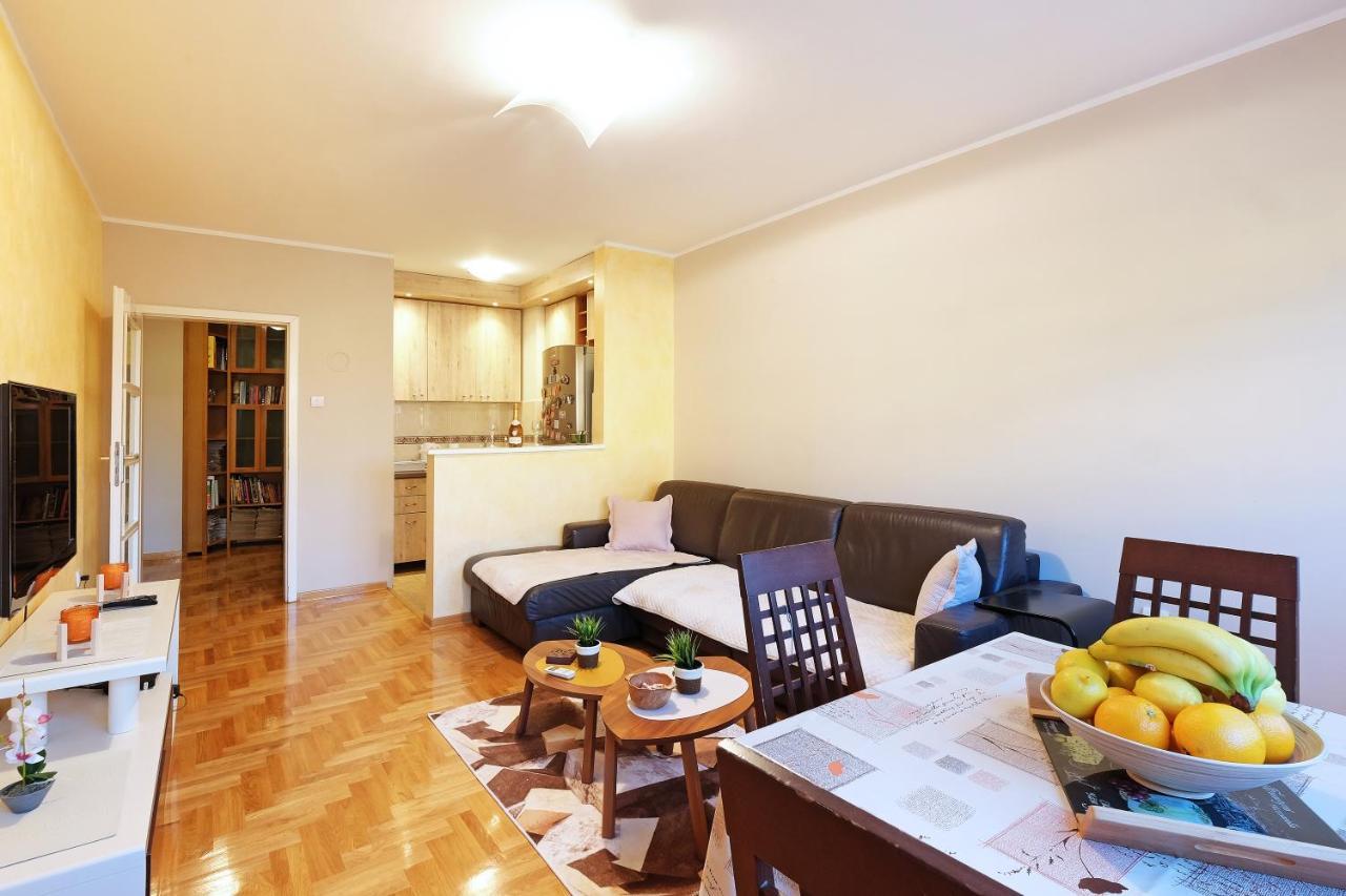 Sky City View Apartment & Big Terrace Belgrado Exterior foto